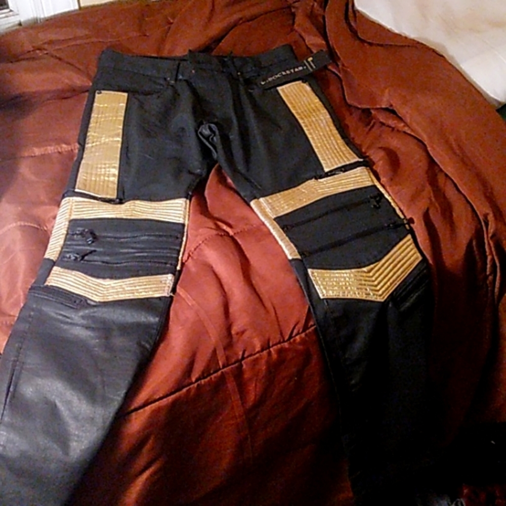 Rockstar Jean's, size 32, Black and Gold.